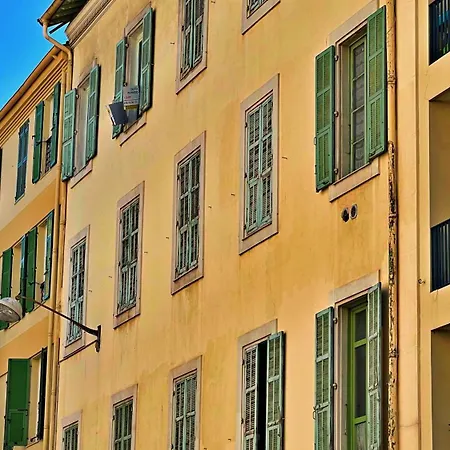 Apartamento Le Golden *